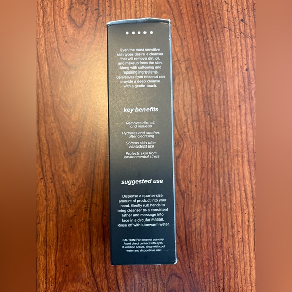 Dime Gentle Jelly Cleanser - Picture 4 of 4